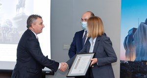 УНСС получи почетния знак на София